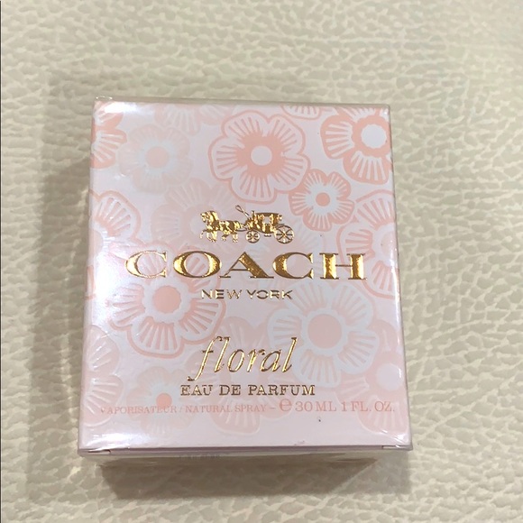 SOLD! Coach - Picture 1 of 1